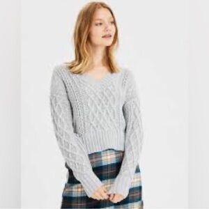 American Eagle Grey Chunky Knit Drop Shoulder Cottage Cropped Sweater Size Large